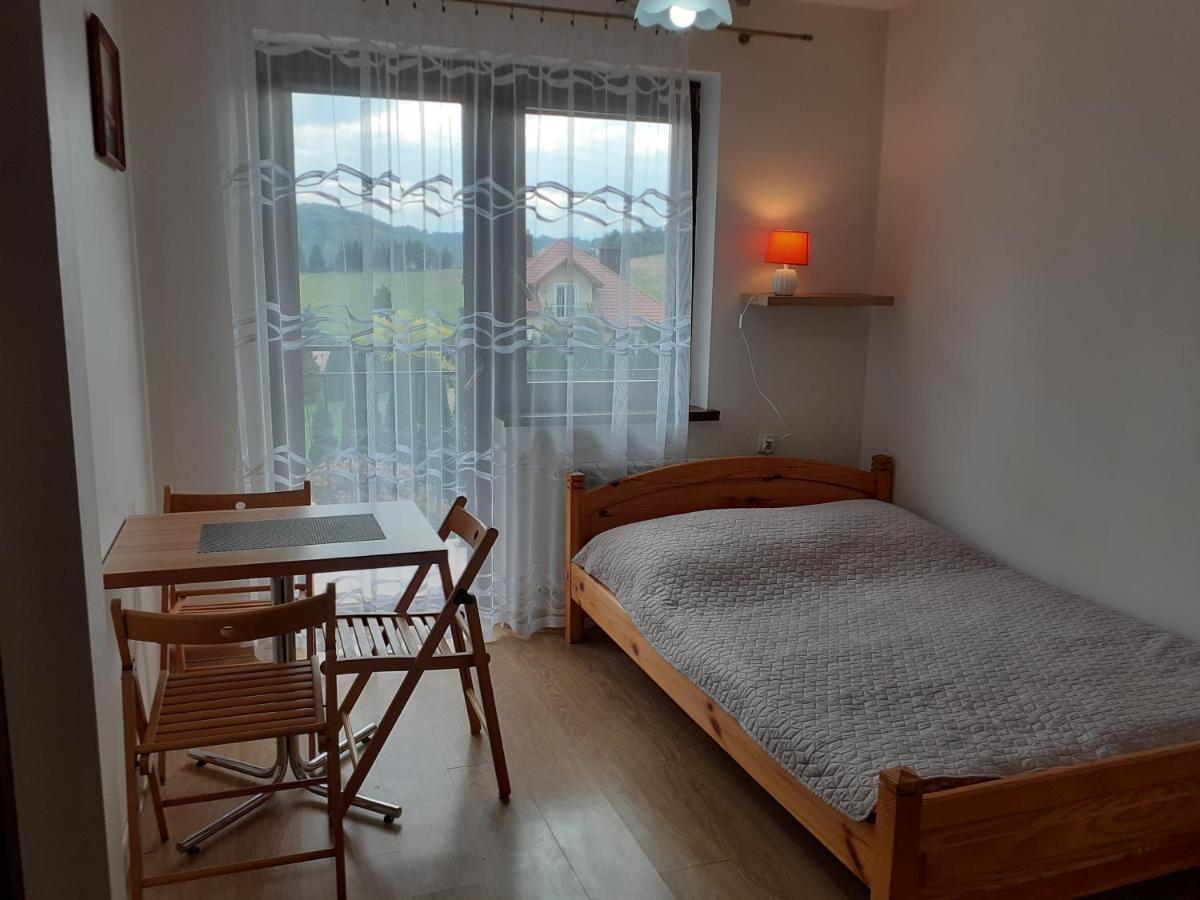 Homestay Zakatek I 661-038-537 *
