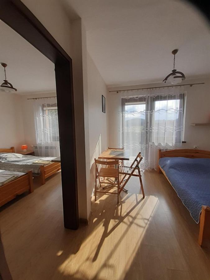 Homestay Zakatek I 661-038-537 *